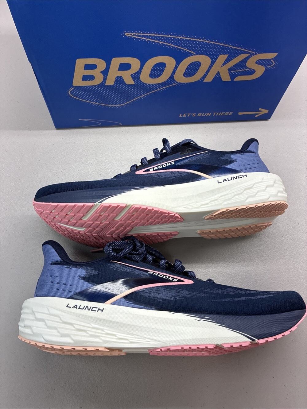 Brooks Launch 11 Peacoat Blue Peach Women's Sneakers 120439-1B-483 Women’s 9.5